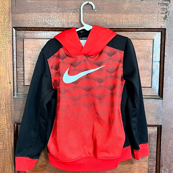 Nike Other - Nike | 6/7 Youth Red and Black Hoodie